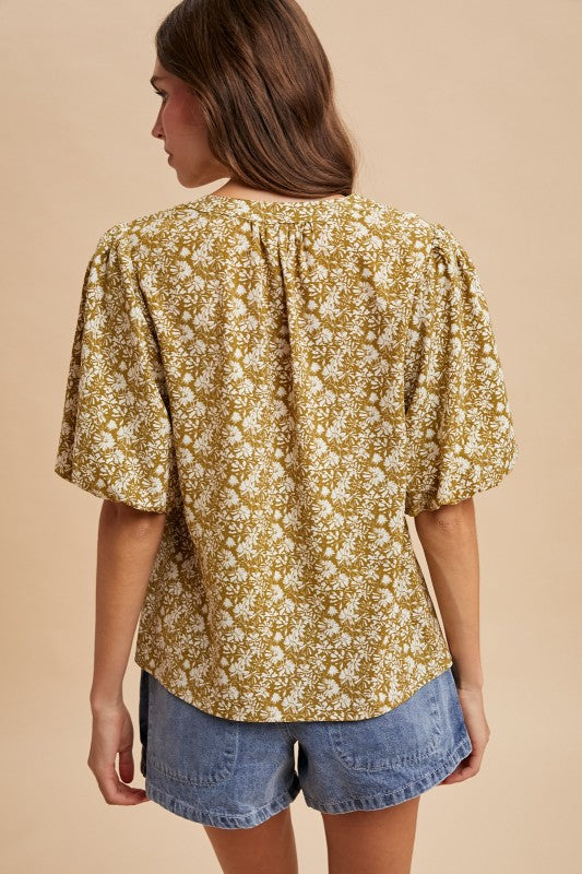 The Annie Puffed Sleeved Blouse