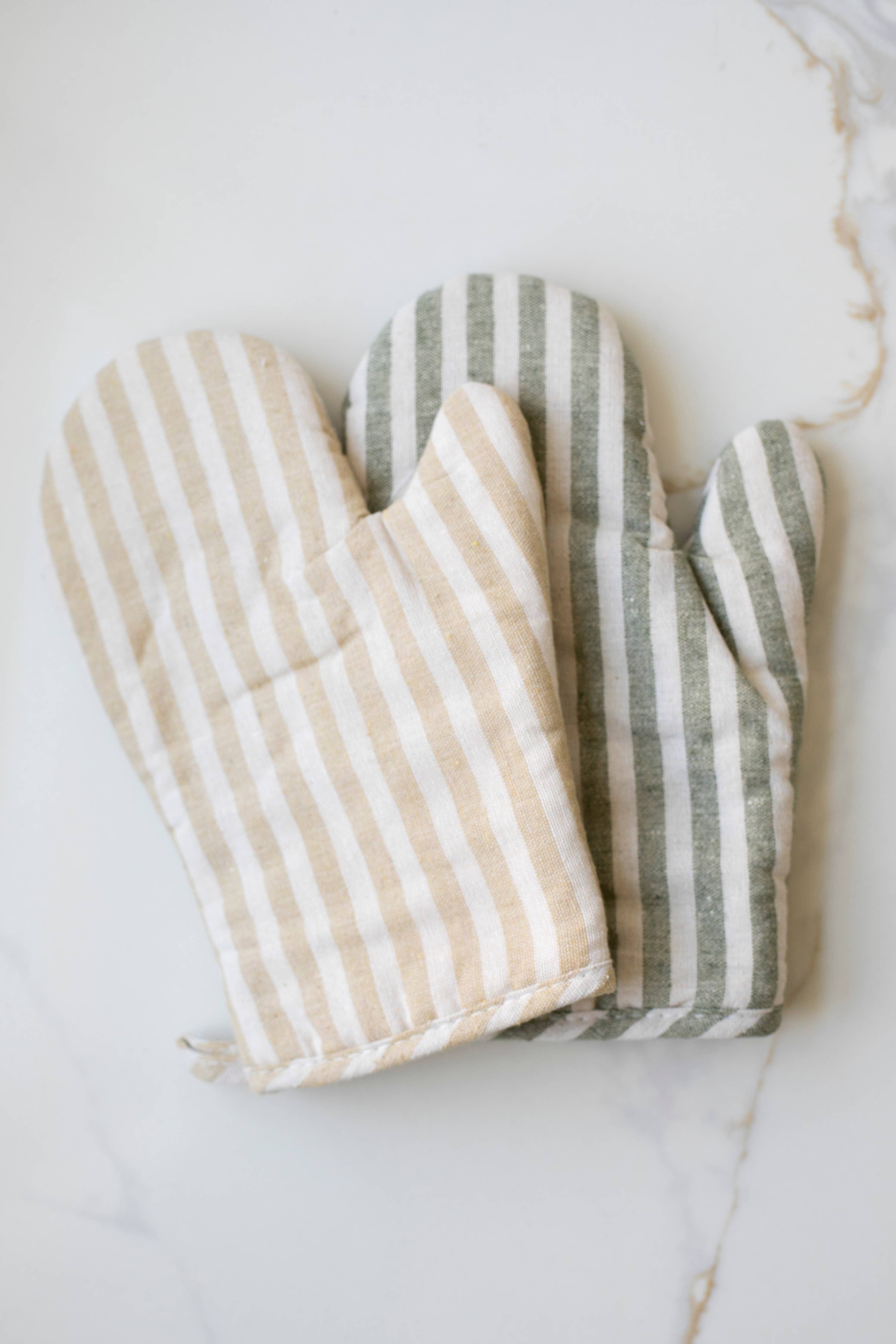 Stripe Oven Mitt